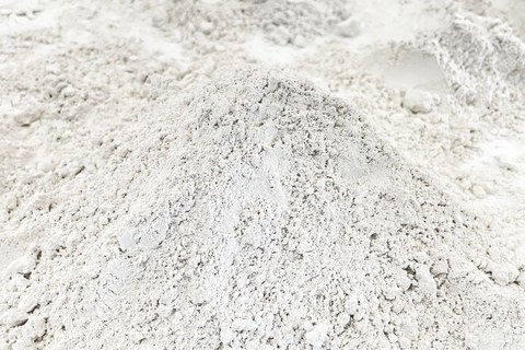 Plaster of Paris powder